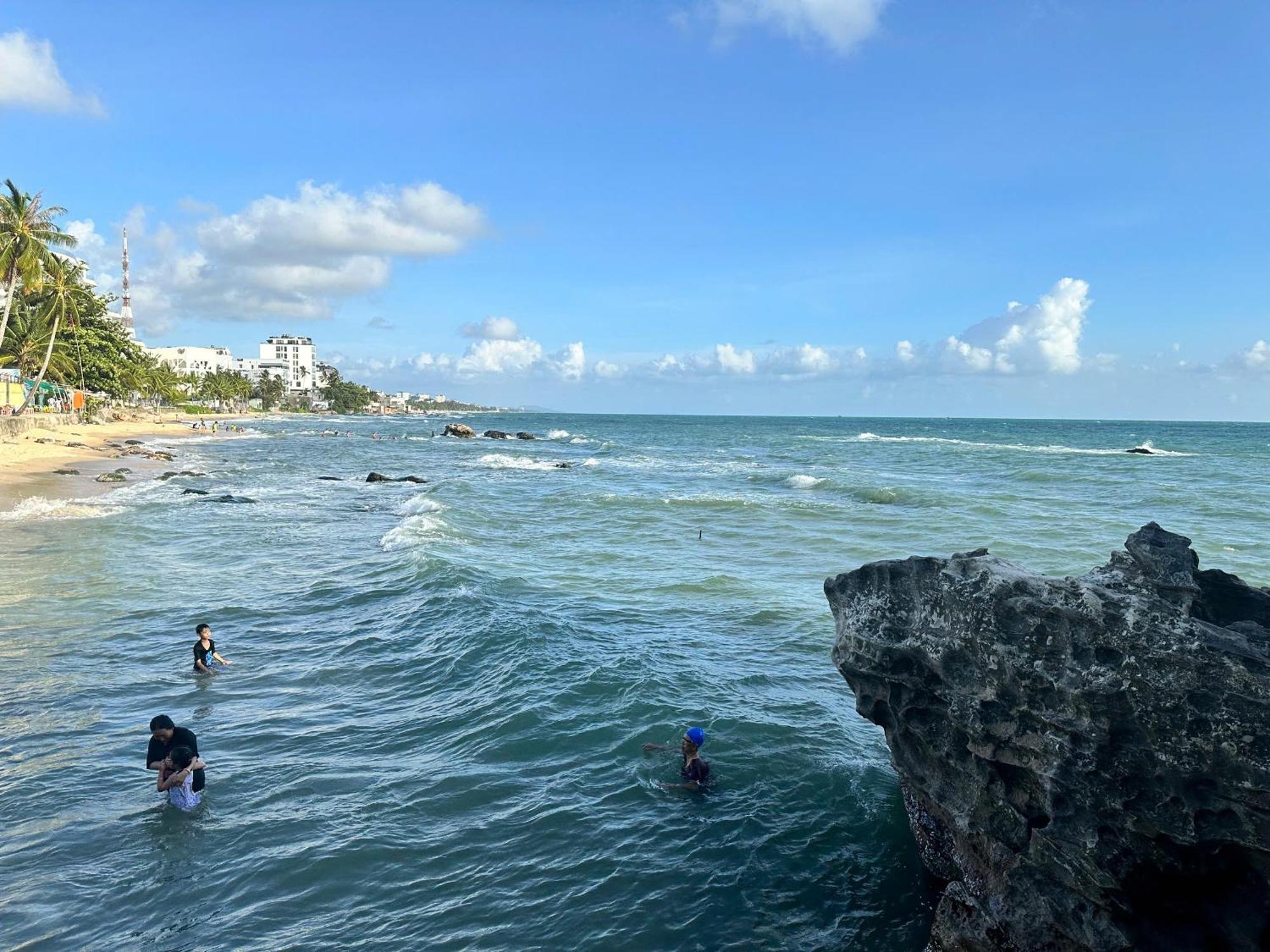 Khach San Tuyet Hien Hotel Phu Quoc Luaran gambar